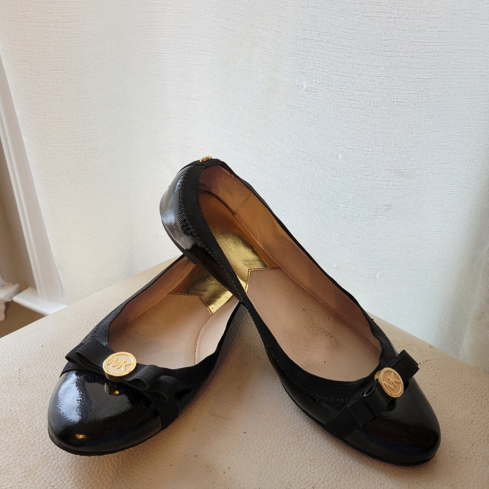 Elegant Black Ballerina Flats Michael Kors 10M